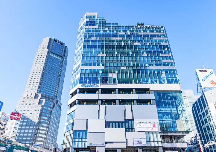 オフィスビルの写真